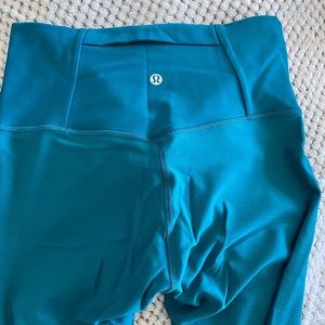 Lulu lemon Size 8 High Waist Teal Legging